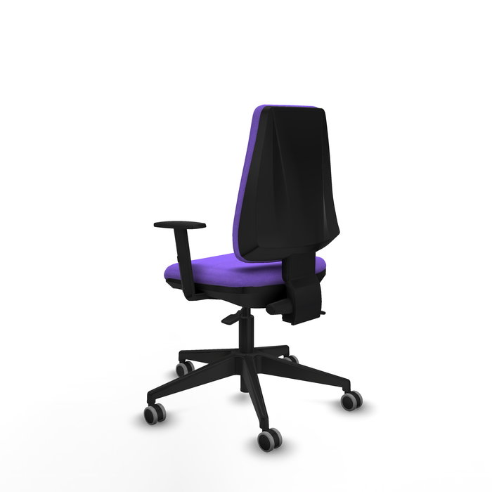 Silla de oficina Elche con mecanismo Asincro tapizada con Tela color Lila. Equipada con Base piramidal negra, Brazos 1D y Ruedas 65 mm parqué