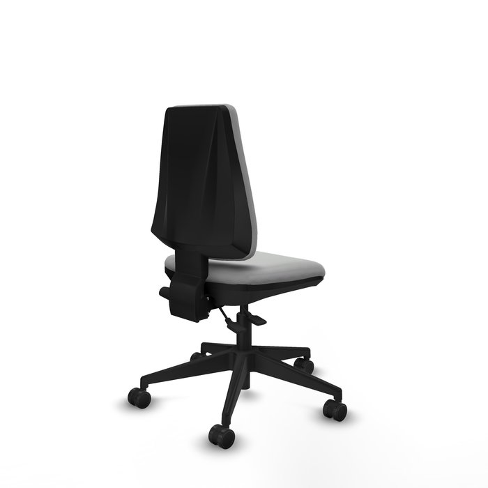 Silla de oficina Elche con mecanismo Asincro tapizada con Similpiel color Gris claro. Equipada con Base piramidal negra, Sin brazos y Ruedas 65mm nailon