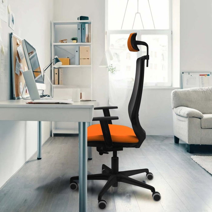 PIQUERAS Y CRESPO Silla de oficina Mardos con mecanismo Sincro/Traslack, Crema y Negro