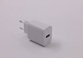 CoreParts Adaptador de Corriente USB 18W Blanco con Quick Charge QC 3.0
