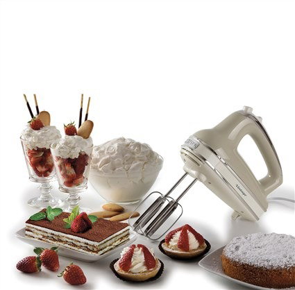 Ariete 1548/03 Batidora Amasadora Vintage Beige con 5 Velocidades y Accesorios Inoxidables