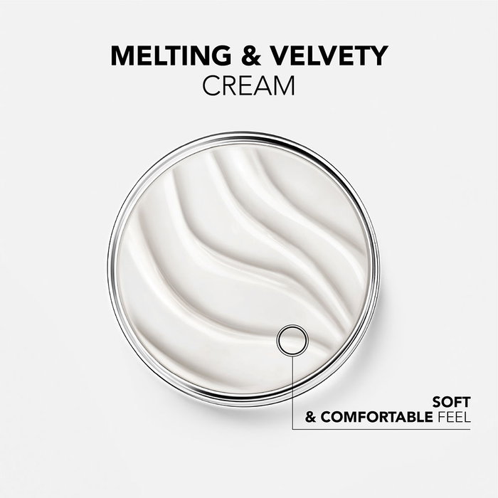 Lierac GLOW FRESH Crema Repulpante de Luminosidad, con Ácido Hialurónico, Escualano y Extracto de Tulipán, 98% Ingredientes Naturales, 50 ml