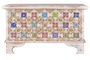 Giner Y Colomer Baúl Madera de Mango con Detalles en Cerámica y Bronce Blanco Envejecido 45x80x40 cm