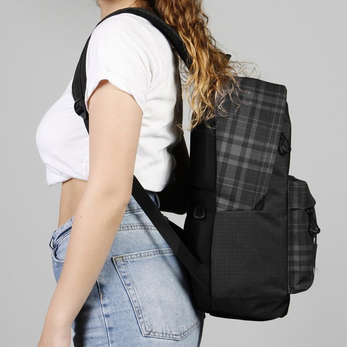 Karactermania Mochila Miércoles Plus Chains Negro Karactermania Mochila Miércoles Plus Chains Negro