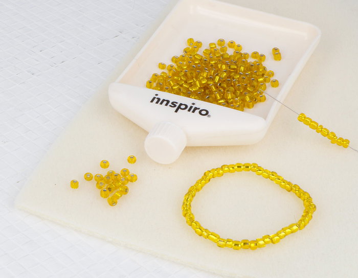 Innspiro Rocalla de vidrio redonda plateado amarillo 3,8mm 500g Innspiro Rocalla de vidrio redonda plateado amarillo 3,8mm 500g