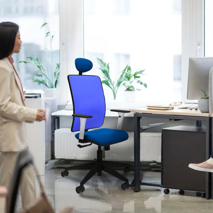 PIQUERAS Y CRESPO Silla de oficina Motilla Azul y Blanco con mecanismo Sincro PIQUERAS Y CRESPO Silla de oficina Motilla Azul y Blanco con mecanismo Sincro