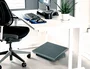 Q-connect Reposapiés Metálico Ajustable en Altura 415x326x103 mm
