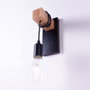 Aplique de pared Elle negro y madera con cable colgante SKD-W6000