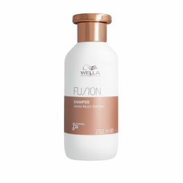 Wella Professionals FUSION Champú de Reparación Intensa 250 ml