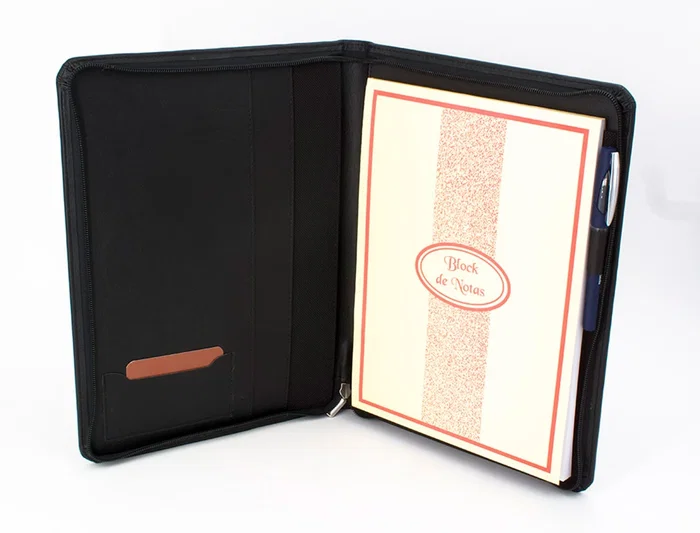 Q-connect Carpeta Portafolios Artesanía A4 Similpiel Negro Cremallera y Dptos. 332x262x30 mm