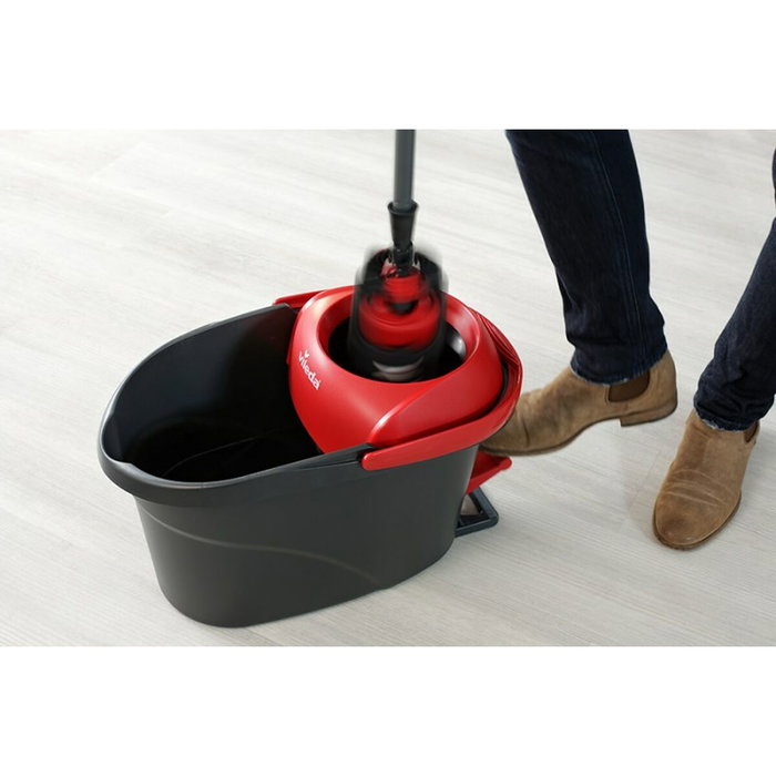 Vileda Ultramat Turbo XL fregona con cubo microfibra, 420 mm, negro y rojo Vileda Ultramat Turbo XL fregona con cubo microfibra, 420 mm, negro y rojo