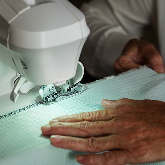 Máquina de Coser Cecotec BelleCouture OverLock