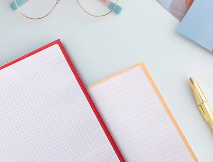 Antartik Cuaderno Espiral A4 Micro Peach Tapa Forrada 80 Hojas 90 gr Cuadro 5mm 1 Banda 4 Taladros