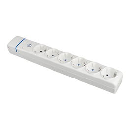 Solera Base Múltiple de 6 Tomas 2p+t 16A 250V con Interruptor Luminoso Blanca