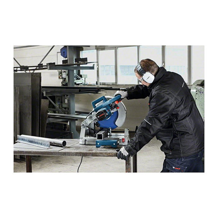 Bosch GCD 12 JL Professional Sierra de corte para metales