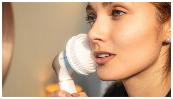 Cecotec FaceCare TotalClean Bamba 9w1 blanco