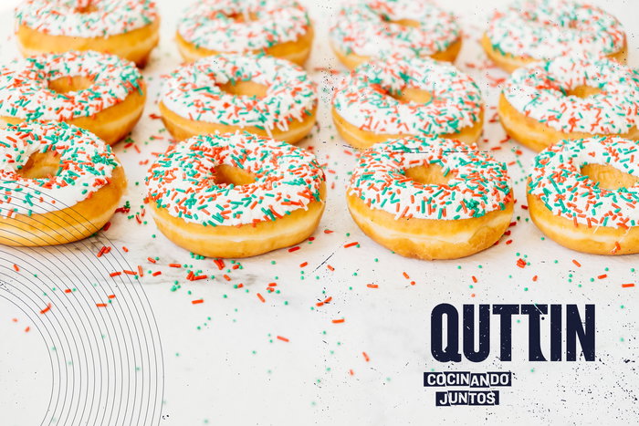 Quttin Molde Horno Rosquillas 12 Unidades 4.5 cm Diámetro Pieza y Molde Completo 27x18x2 cm (12 Unidades)