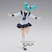 Banpresto Figura Mobile Suit Gundam Char's Counterattack Quess Paraya 18 cm Banpresto Figura Mobile Suit Gundam Char's Counterattack Quess Paraya 18 cm