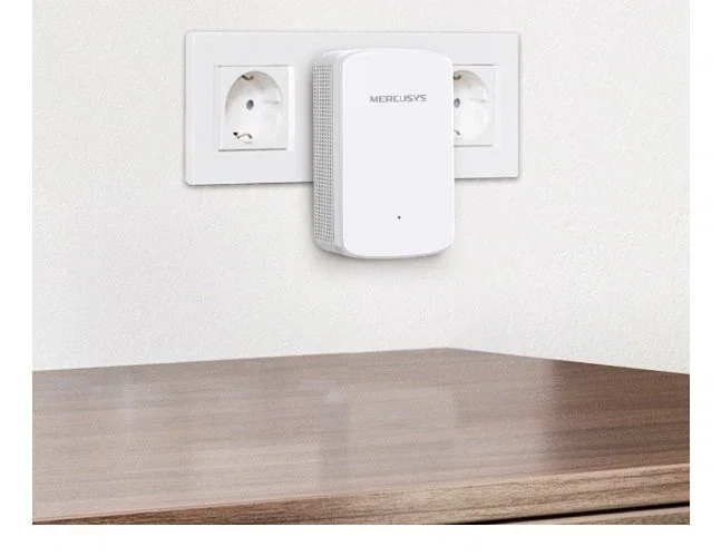 Mercusys ME20 Repetidor Extensor WiFi Dual-Band de hasta 750 Mbps, con Puerto LAN RJ-45, Botón WPS y Antenas Internas - Color Blanco