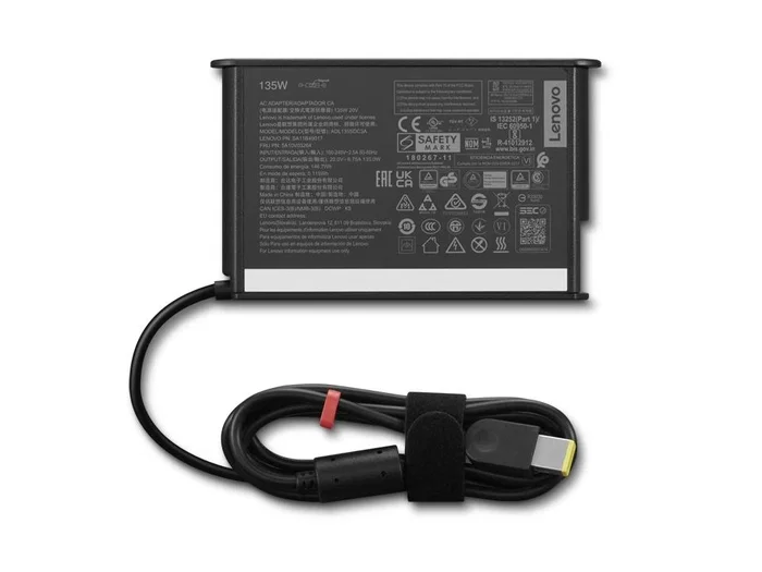 Lenovo Adaptador de CA 135 W punta delgada ThinkPad Gen2 - Negro Lenovo Adaptador de CA 135 W punta delgada ThinkPad Gen2 - Negro