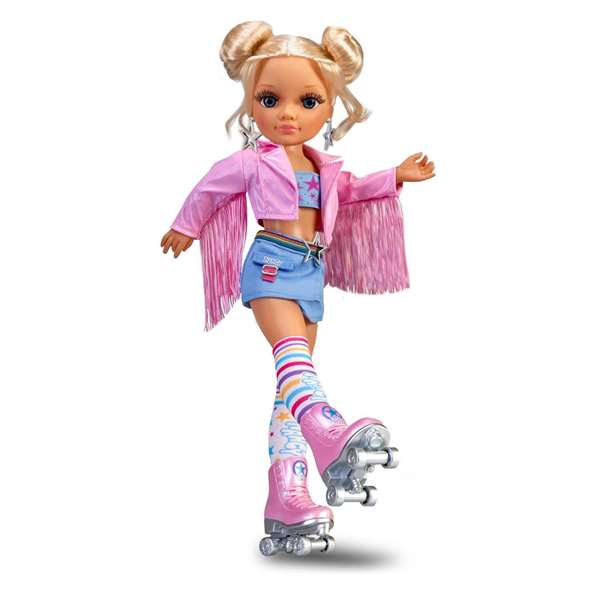 Famosa Nancy Un Día De Baile En Patines Nac22000 Muñeca Con Patines Giratorios Y Chaqueta De Flecos