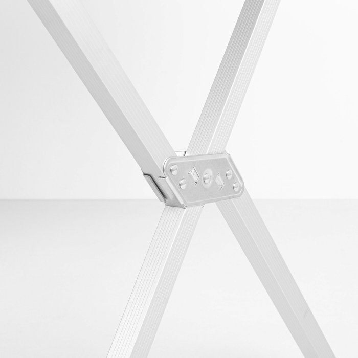 Aktive Mesa de camping plegable de aluminio antideslizante