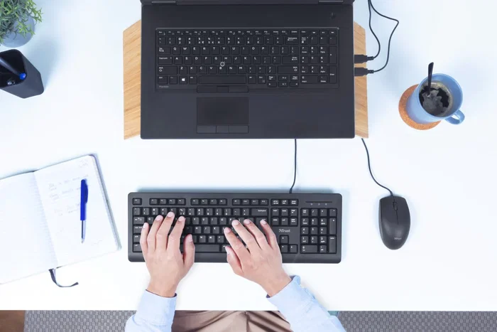 Trust Primo Teclado USB Oficina Completo (100%) con Teclado Numérico en Portugués, Negro, Interruptor de Membrana, Resistente a Derrames