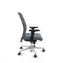 Silla Albacete confidente con mecanismo Sincro tapizada con Tela color Gris. Equipada con Base aluminio, Brazos 2D y Ruedas 65 mm parqué