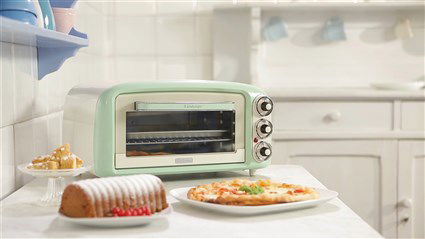 Ariete 979/04 Mini Horno Eléctrico 18 Litros Vintage Verde con Función Estática, Temporizador y Temperatura Regulable hasta 230°C, Incluye Parrilla y Bandeja