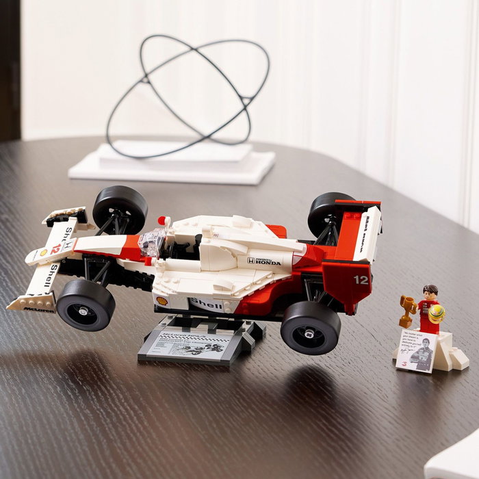 LEGO Icons McLaren MP4/4 & Ayrton Senna 10330