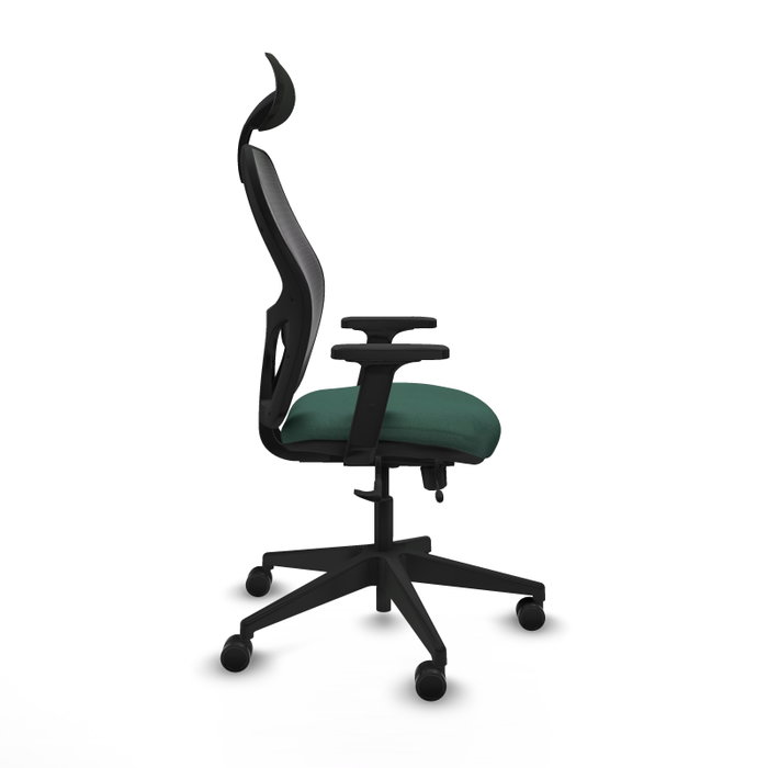 Silla de oficina Alocén con mecanismo Sincro/Traslack tapizada con Tela color Verde botella y malla color Negro. Equipada con lumbar 1D, Brazos 2D, Cabecero Fijo y Ruedas 65mm nailon