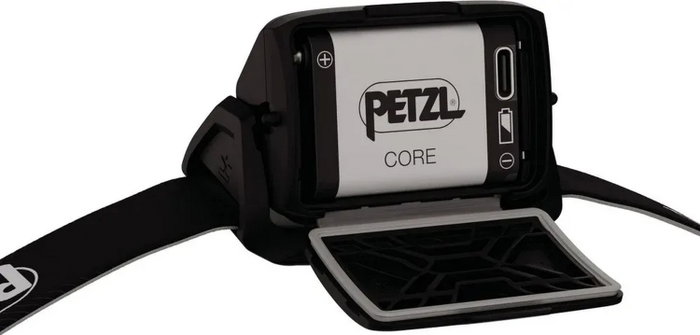 Petzl Actik Core Negro con batería CORE Petzl Actik Core Negro con batería CORE