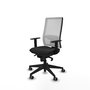 Silla de oficina Horna con mecanismo Sincro tapizada con Similpiel color Negro y malla color Blanco. Equipada con lumbar 1D, Brazos 1D y Ruedas 65 mm parqué