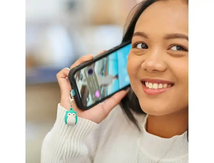 Wondee Charm Squishmallows Winston - Colgante Universal para Móvil con Conector - Accesorio Oficial para Funda, Bolso o Mochila Wondee Charm Squishmallows Winston - Colgante Universal para Móvil con Conector - Accesorio Oficial para Funda, Bolso o Mochila