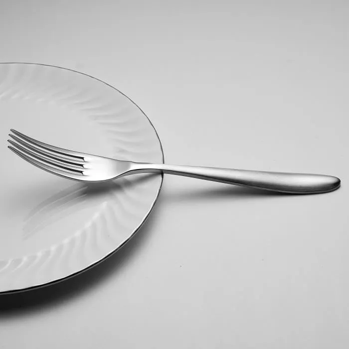 Arthur Martin AM0211 Juego de Cubiertos 24 Piezas Acero Inoxidable Acabado Pulido Espejo Arthur Martin AM0211 Juego de Cubiertos 24 Piezas Acero Inoxidable Acabado Pulido Espejo