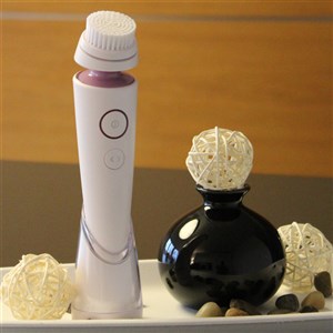 Beurer FC-95 Cepillo Facial Sónico para Limpieza Profunda de la Piel Beurer FC-95 Cepillo Facial Sónico para Limpieza Profunda de la Piel