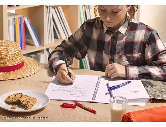 Pilot Bolígrafo Frixion Borrable Edición Limitada One Piece Caja 6 Unidades Surtidas 0,7mm