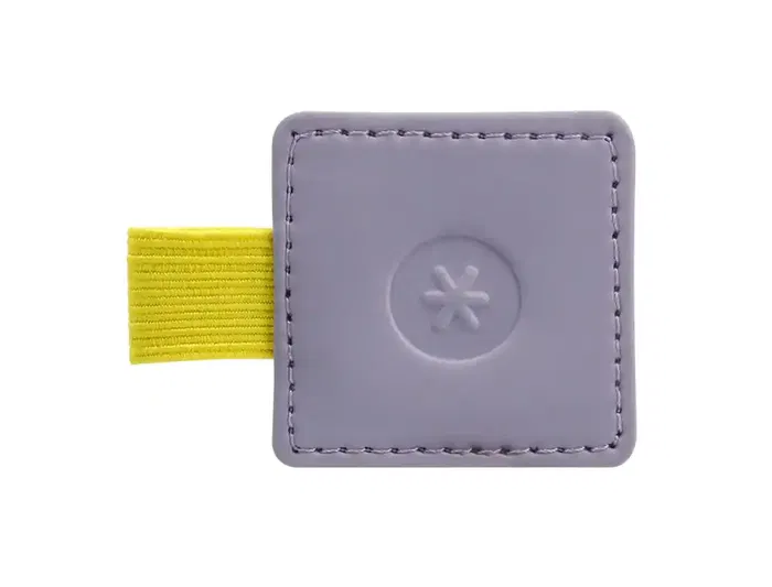 Antartik Portabolígrafo Autoadhesivo para Cuaderno con Elástico, Hasta 15 mm Grosor, Morado y Amarillo Antartik Portabolígrafo Autoadhesivo para Cuaderno con Elástico, Hasta 15 mm Grosor, Morado y Amarillo