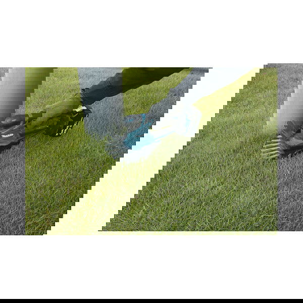 Makita DUM604ZX Tijeras para setos y arbustos con hoja de 16 cm, sin batería