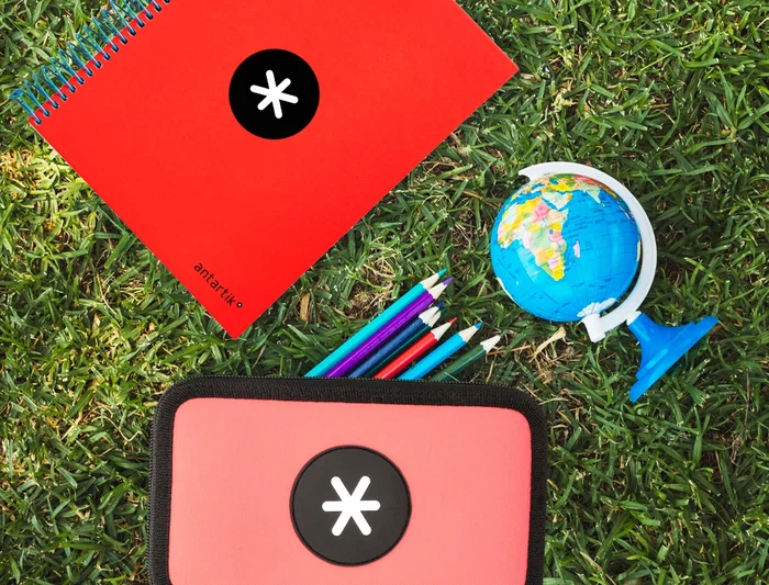 Antartik Plumier Escolar Doble Cremallera Coral 28 Piezas 200x125x45 mm Antartik Plumier Escolar Doble Cremallera Coral 28 Piezas 200x125x45 mm