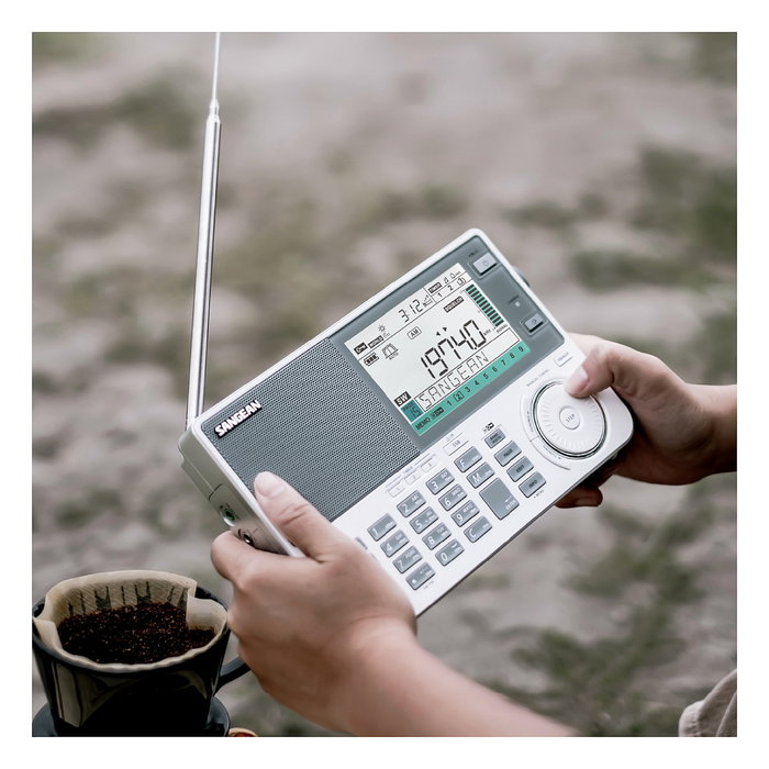 Sangean ATS-909X2 Radio Digital Portátil de Onda Corta/FM/AM con SSB - Color Blanco