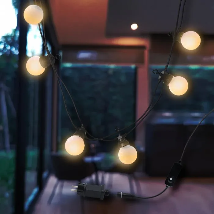 Lumisky Guirnalda Luces Exteriores LUMISKY PARTY MILKY 10 - 10 Bombillas LED, Blanco Cálido, Conectable, 5.7 m, 8 Modos Iluminación Lumisky Guirnalda Luces Exteriores LUMISKY PARTY MILKY 10 - 10 Bombillas LED, Blanco Cálido, Conectable, 5.7 m, 8 Modos Iluminación