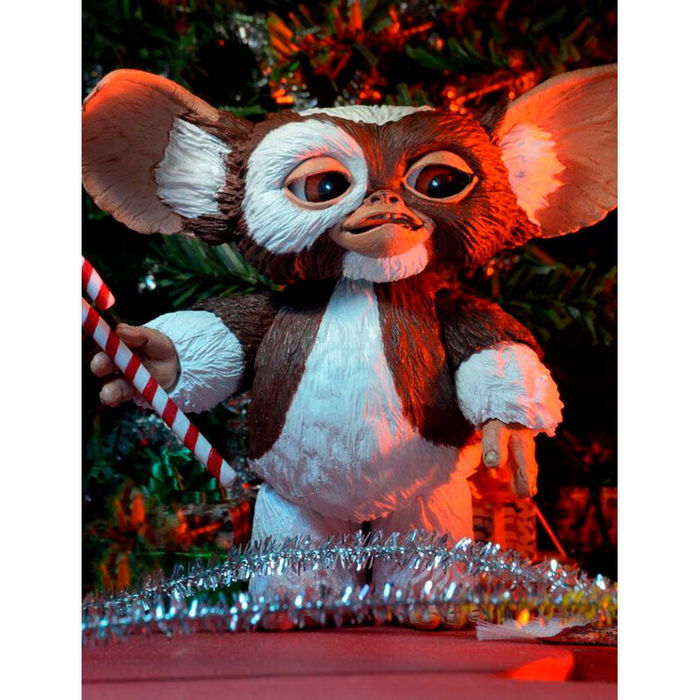 NECA Figura Ultimate Gizmo Gremlins 12cm Articulada con Accesorios