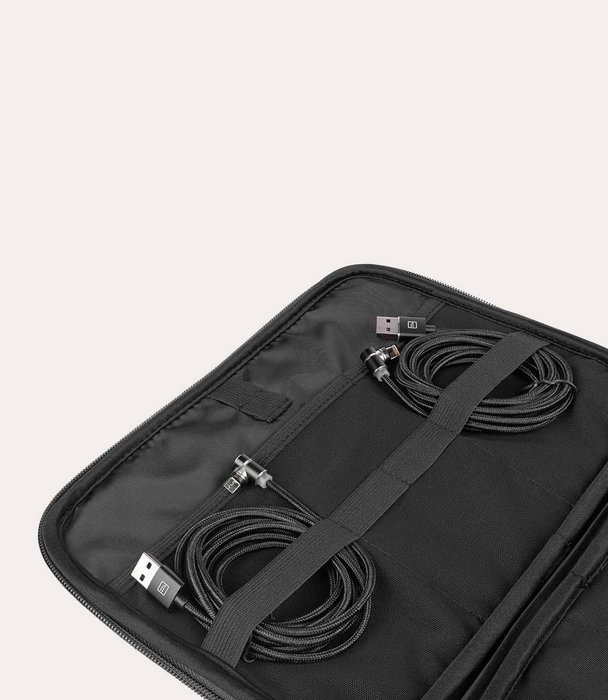 Tucano BFMCO-BK Estuche Organizador de Cables Universal, Negro, Plástico, 1 Pieza