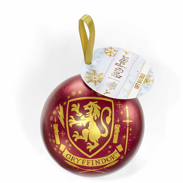 THE CARAT SHOP Colgante Gryffindor + Bola de Navidad Harry Potter con Cadena Ajustable 40cm y Bola 8.5cm THE CARAT SHOP Colgante Gryffindor + Bola de Navidad Harry Potter con Cadena Ajustable 40cm y Bola 8.5cm