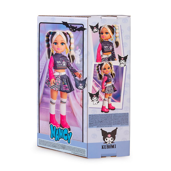 Famosa Naca8000 Muñeca Nancy Fashion Kuromi Hello Kitty, pelo rosa, outfit urbano, mochila y auriculares, para +3 años Famosa Naca8000 Muñeca Nancy Fashion Kuromi Hello Kitty, pelo rosa, outfit urbano, mochila y auriculares, para +3 años