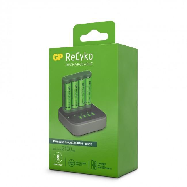 GP ReCyko E421 Cargador Compacto para 4 Pilas AA/AAA NiMH 2100mAh con Base D451 y Pantalla LCD - Alimentación USB