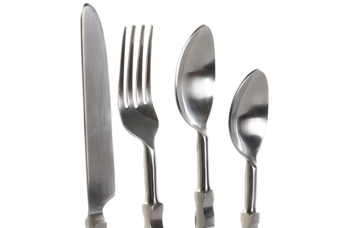 DKD Home Decor Set de Cubertería de 16 Piezas en Inox y Resina, Plateado y Negro