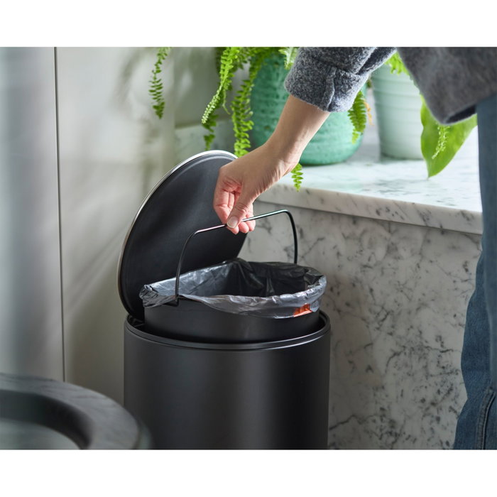 Joseph Joseph Arc Cubo de basura con pedal 10 l Negro Mate