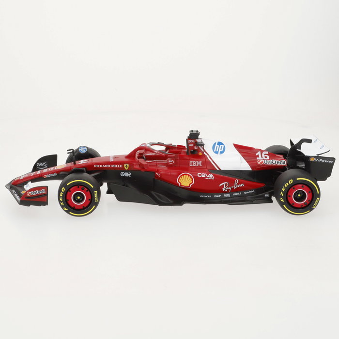 RASTAR Coche Ferrari SF-25 radio control RASTAR Coche Ferrari SF-25 radio control